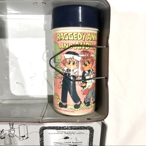 Raggedy Ann and Andy 1973 metal antique lunchbox and thermos - Picture 10 of 12